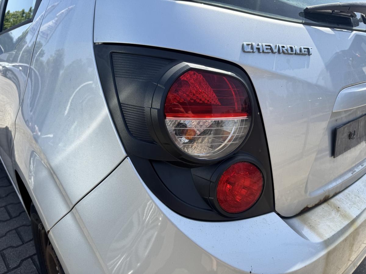 Chevrolet Aveo 2 original R&uuml;cklicht R&uuml;ckleuchte Schlussleuchte links 5-T&uuml;rer Bj.2013